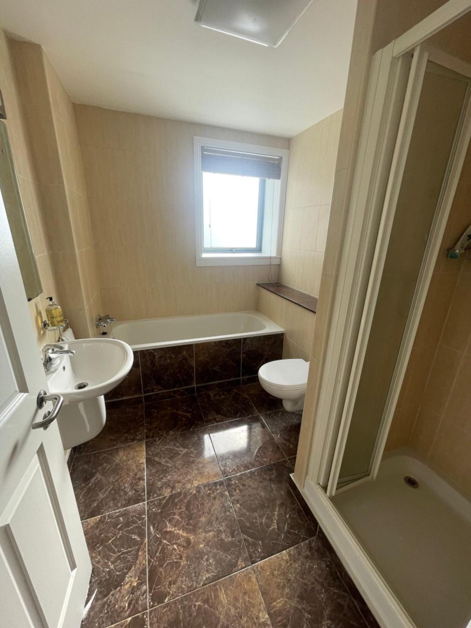 Fabulous And Sunny 2 Bed Apartment, In City Centre Cork Buitenkant foto